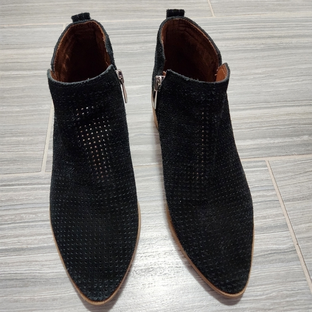 Franco Sarto Suede Booties Size 7